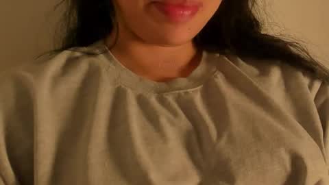 Snapshot of petitgirl_ chatting on 09-27-25, 12:48  J A S S  online show from 09-27-25, 12:48