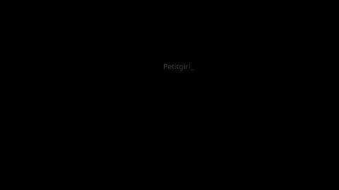 Snapshot of petitgirl_ chatting on 10-09-25, 02:31  J A S S  online show from 10-09-25, 02:31