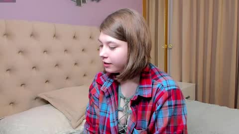 Kate online show from 12-22-24, 03:11