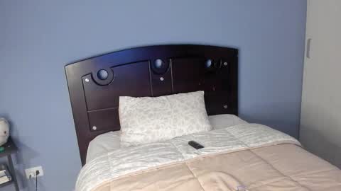 Snapshot of peyton_ws chatting on 10-30-25, 02:35 Peyton online show from 10-30-25, 02:35