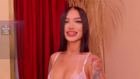 Snapshot of peytonreeds chatting on 10-08-25, 01:25 Pet Rees online show from 10-08-25, 01:25