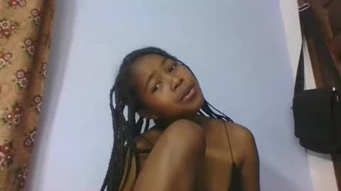 phania185885 online show from 04-09-26, 06:19