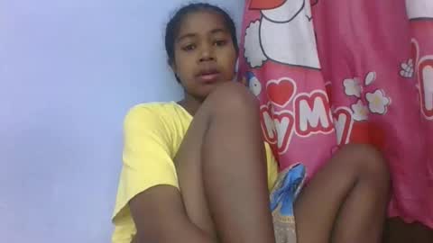 phania185885 online show from 04-26-26, 05:05