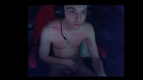 Snapshot of phantm420__ chatting on 06-14-26, 04:36 phantm420__ online show from 06-14-26, 04:36