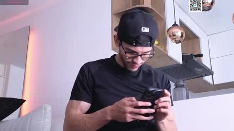 phantom_bigger1 online show from 02-23-25, 03:08