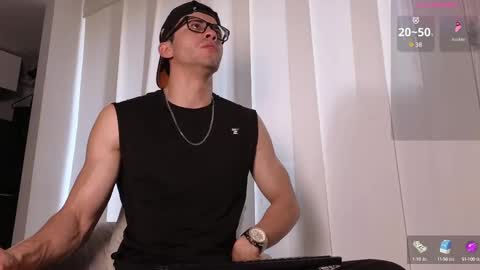 phantom_bigger1 online show from 09-22-25, 01:02