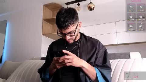 phantom_bigger1 online show from 01-15-26, 02:21