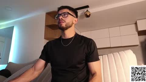 phantom_bigger1 online show from 02-05-26, 08:19