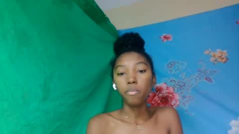 phaosiiia online show from 07-04-26, 04:51