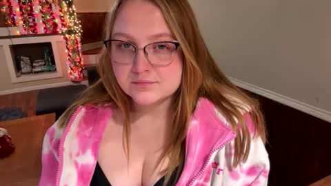 PhatAssBlond online show from 12-19-25, 03:57