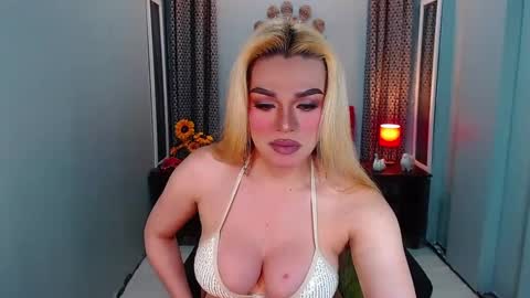 Snapshot of phenominalduodiva chatting on 02-28-25, 12:31 cervena online show from 02-28-25, 12:31