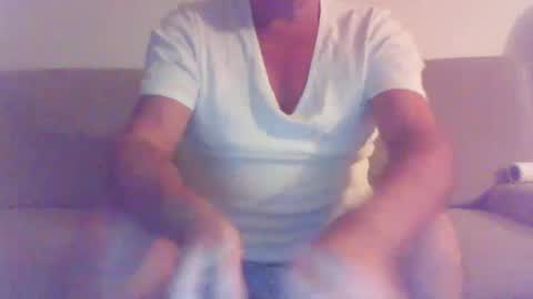 Snapshot of phil279 chatting on 01-27-25, 08:39 Phil online show from 01-27-25, 08:39