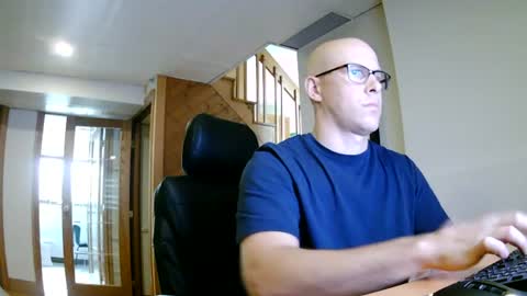 Snapshot of phil965 chatting on 08-03-26, 05:38 phil965 online show from 08-03-26, 05:38