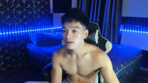 Snapshot of philhotbody chatting on 02-06-25, 02:37 AJ online show from 02-06-25, 02:37