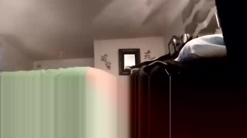 Snapshot of phillipdee chatting on 10-24-25, 04:03 phillipdee online show from 10-24-25, 04:03