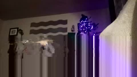 Snapshot of phillipdee chatting on 11-17-25, 06:03 phillipdee online show from 11-17-25, 06:03