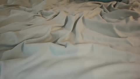 Snapshot of philuup225694 chatting on 11-10-25, 05:17 philuup225694 online show from 11-10-25, 05:17