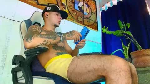 phlilloyhighclouds online show from 10-26-25, 12:44