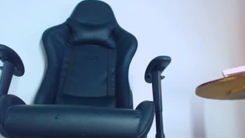 phlilloyhighclouds online show from 02-03-26, 05:18