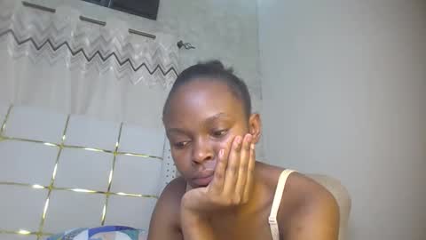 phoebe online show from 02-12-26, 07:31