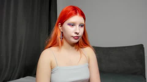 Snapshot of phoenixvale chatting on 12-14-25, 02:11 Phoenixvale Pls follow me online show from 12-14-25, 02:11