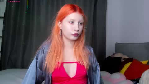 Snapshot of phoenixvale chatting on 12-16-25, 03:06 Phoenixvale Pls follow me online show from 12-16-25, 03:06