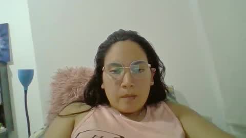 phoop_lilaa online show from 02-06-26, 08:56