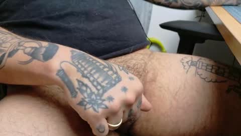 Snapshot of photogonz chatting on 05-26-26, 03:19 photogonz online show from 05-26-26, 03:19
