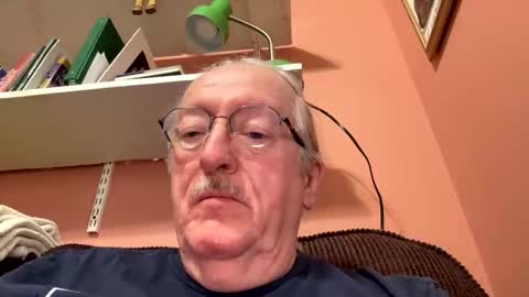 Snapshot of phrodeaux chatting on 02-15-26, 10:39 Phrodeaux online show from 02-15-26, 10:39