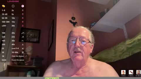 Snapshot of phrodeaux chatting on 02-21-26, 05:19 Phrodeaux online show from 02-21-26, 05:19