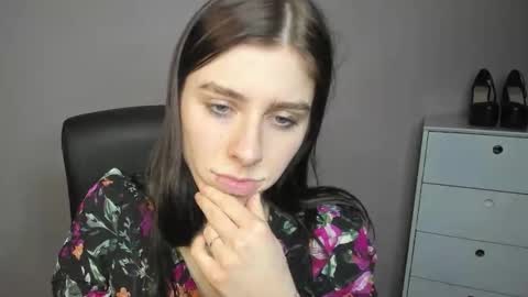 P I A online show from 12-15-25, 02:43