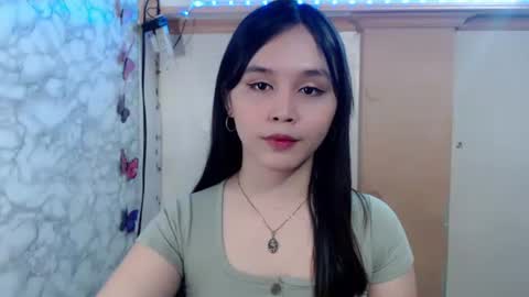 Ms Pia online show from 04-27-26, 05:55