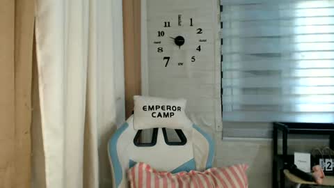 Snapshot of pia_xxx chatting on 06-28-26, 02:06 Pia online show from 06-28-26, 02:06