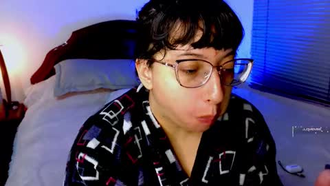  PIA FISHER  online show from 03-09-26, 01:20