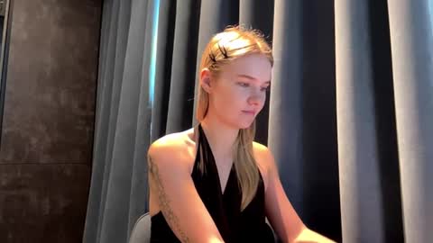 Snapshot of piastonesifer chatting on 07-14-26, 11:05 Kristie online show from 07-14-26, 11:05
