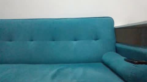 pican3207 online show from 11-03-25, 12:24