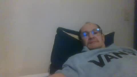 pichoun71 online show from 01-25-25, 08:10