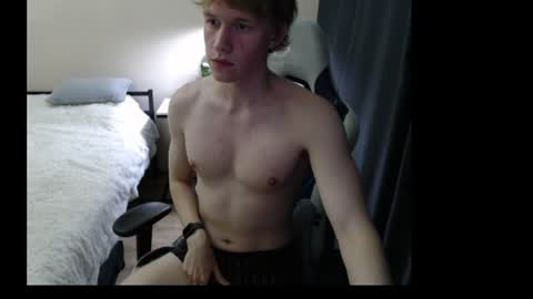 Snapshot of pieboy20 chatting on 07-15-26, 06:35 pieboy20 online show from 07-15-26, 06:35