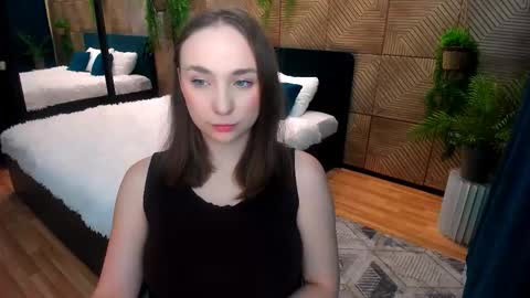 Emelie online show from 11-27-25, 10:06