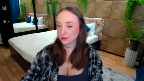 Emelie online show from 04-08-26, 10:26