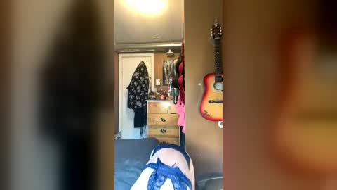 piecesxx online show from 07-20-26, 08:55