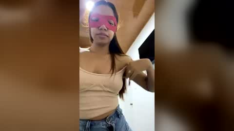 Snapshot of pielcanela101527 chatting on 07-08-26, 03:33 pielcanela101527 online show from 07-08-26, 03:33