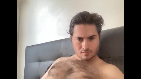 Snapshot of pierrot462900 chatting on 10-18-25, 08:15 pierrot462900 online show from 10-18-25, 08:15