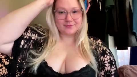 Piggy Rose online show from 09-28-25, 10:26