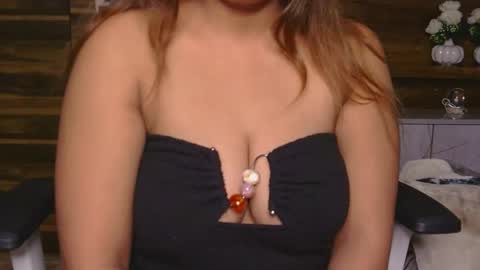 pihu59933 online show from 12-17-25, 04:24