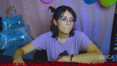 Snapshot of piixiie_d_oll chatting on 03-08-26, 02:59 Andrea G online show from 03-08-26, 02:59