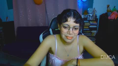 Snapshot of piixiie_d_oll chatting on 03-15-26, 03:01 Andrea G online show from 03-15-26, 03:01