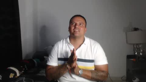 pikoro_gomez online show from 12-17-24, 01:18