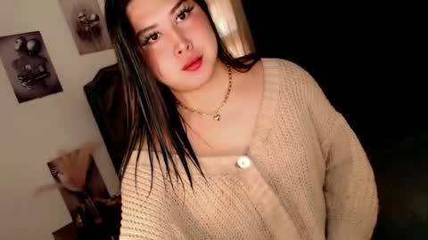Ivy Morningstar online show from 06-19-26, 01:32