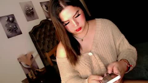 Ivy Morningstar online show from 06-26-26, 01:10